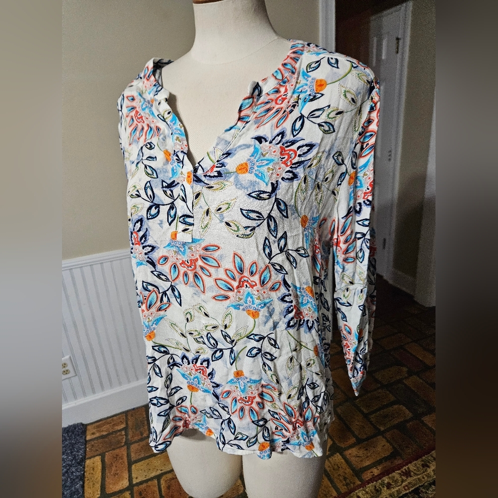 Daniel Rainn White Floral V-Neck Long Sleeve Blouse with Blue and Coral Print - Picture 2 of 4